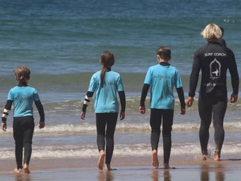 Surfen met kinderen in Portugal: De Algarve en Aljezur