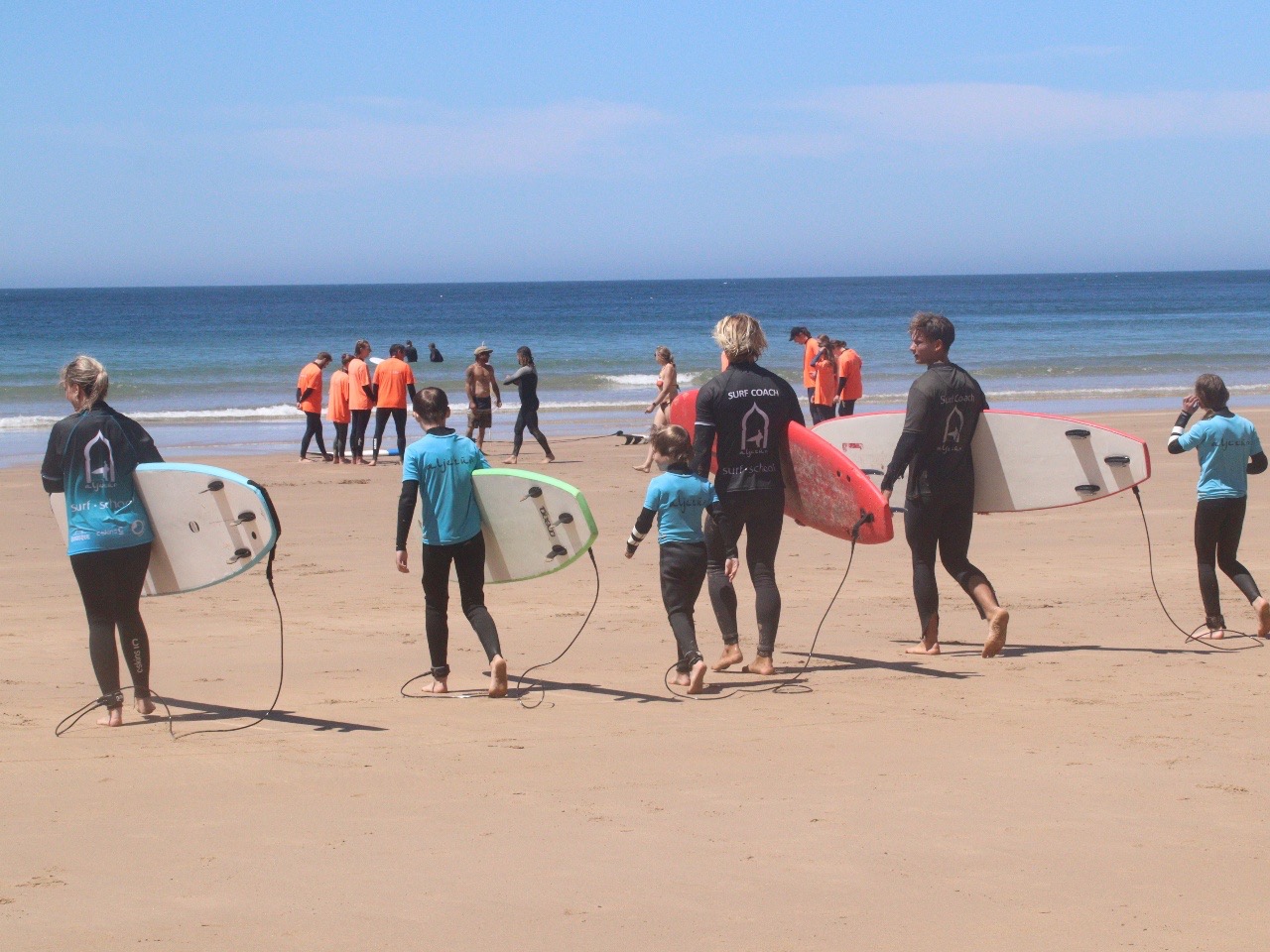 Surfvakantie met kinderen in Aljezur, Portugal.